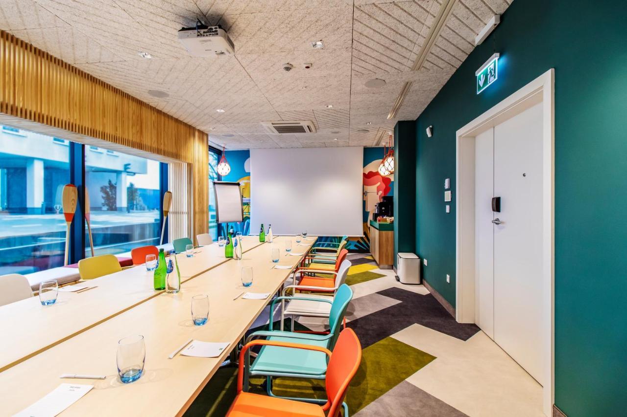 Ibis Styles Warszawa Centrum Екстериор снимка