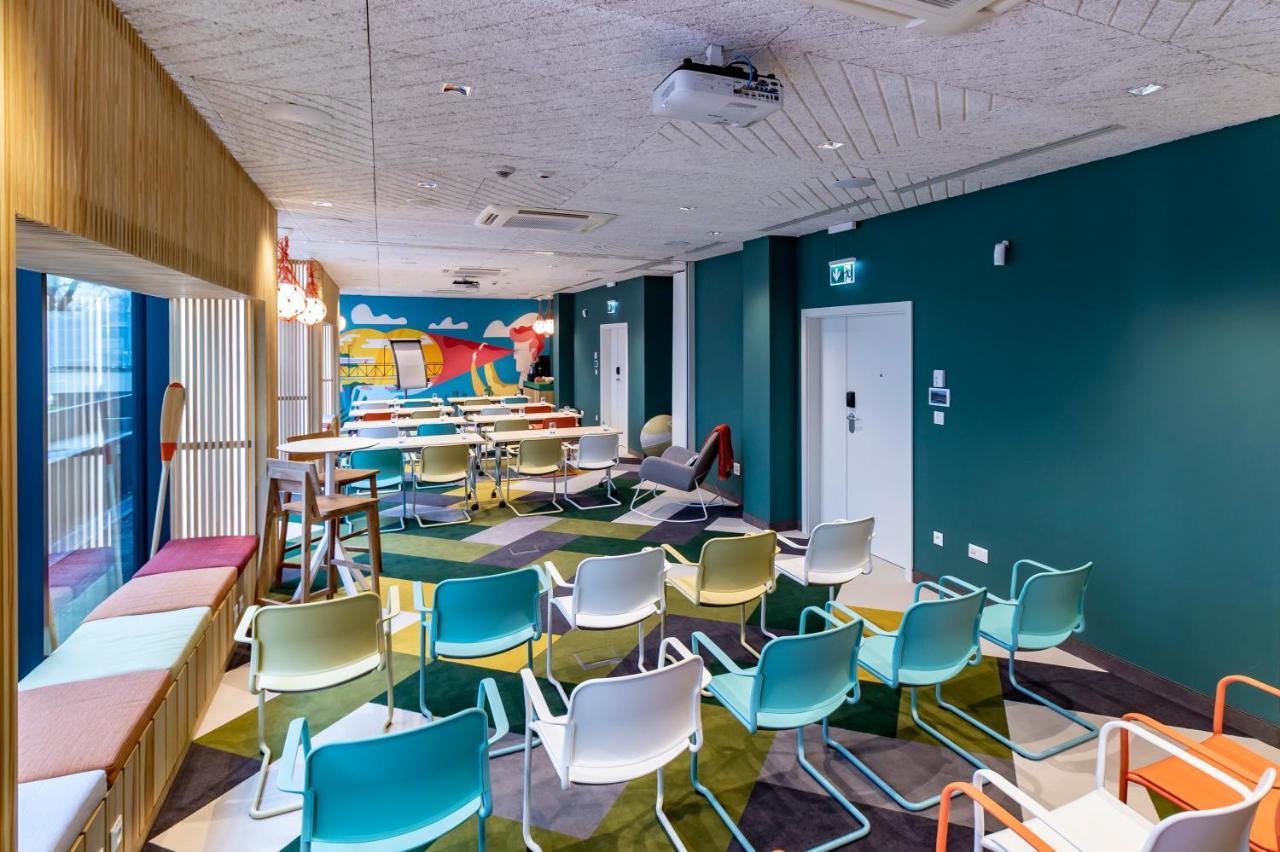 Ibis Styles Warszawa Centrum Екстериор снимка